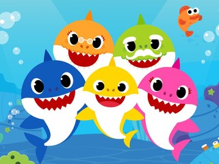 Obvinili väzenských dozorcov: Týrali odsúdených počúvaním piesne Baby Shark