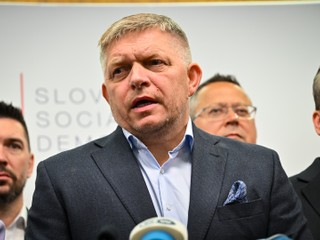 Čakáme na telefonát od prezidentky, vyhlásil Fico v reakcii na výsledky volieb