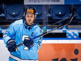 Slovan ruší všetky aktivity, Kukumberg bojuje o život