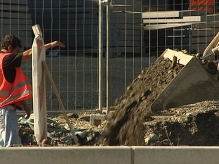Ani pešo, ani autom: Rekonštrukcia mosta narobila problémy