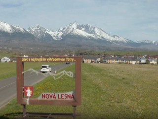 Pod Tatrami oživili legendy: Ulice v Novej Lesnej rozprávajú príbehy horských vodcov