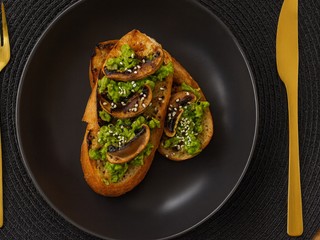 Hrianky s hráškom a šampiňónmi