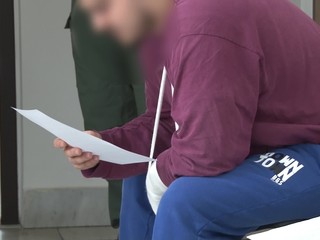 Krvavý incident: Muž bodol svojho údajného soka v láske vyše 10-krát