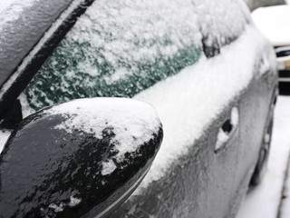 Záchranári na juhu Moravy vyhlásili traumaplán, polícia hlási vyše sto nehôd