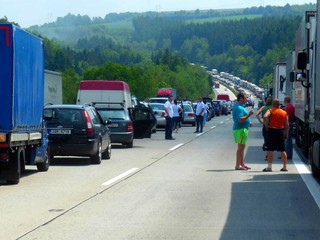 Dovolenkárov čaká najrušnejší víkend. K moru to potrvá dlhšie