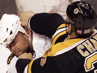 V Montreale hitom tričko s nápisom "Zomri, Chára, zomri"