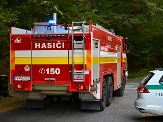 Nehoda na železničnom priecestí: Vlak na Orave narazil do auta