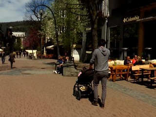 Poliaci vymysleli motiváciu na obnovenie cestovania. Ponúkajú turistom poukazy