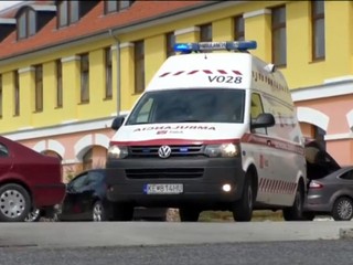 Zavolal na linku 158. Posádka na mieste zistila, že išlo o žart