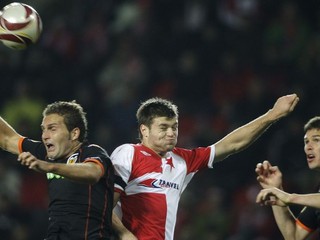 EL pokračovala dvomi tuctami zápasov, Slováci sa nestratili