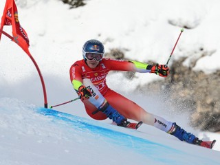 Odermatt triumfoval v prvom obráku sezóny vo Val d'Isere, Žampovci neboli v 2. kole