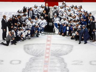Černák 10. Slovákom so Stanley Cupom, Tampa Bay vyhrala nad Dallasom