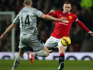 Chelsea s Čechom udržali sedembodový náskok pred Citizens