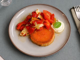 Zapekaná feta a batátový toast