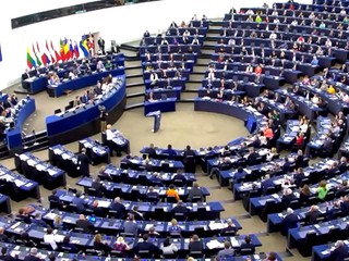 Europoslanec ponúkol riešenie na zvyšovanie cien energií. Hlavný problém, ktorý trápi Európsku úniu je Poľsko