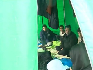 Vysoká koncentrácia migrantov v Bratislave: Vo Vajnoroch pribúdajú ďalšie stany