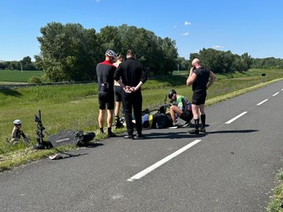Riskantná jazda na kolobežke skončila nehodou. Zasahovali leteckí záchranári