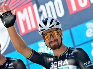 Sagan zapríčinil hromadný pád na pretekoch Miláno - Turín