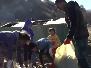 V osade robia malý zázrak: Obyvatelia sa zapájajú do zberu odpadu