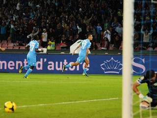 Neapol v príprave proti Barcelone, výzva pre Hamšíka