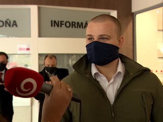 Milana Mazureka za ohováranie čaká trest. Poslanec musí zaplatiť infektológovi Petrovi Sabakovi 20-tisíc eur