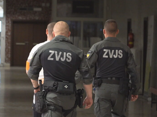 Za vykrádanie balíkoboxov dostal 7 mesiacov. Syn mafiána môže ísť o pár dní na slobodu