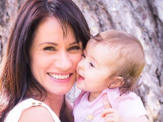 Stačí pohľad a spev. Matka s dieťaťom tak zosynchronizujú činnosť mozgu