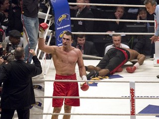 K.O. - Kličko obhájil 3 tituly