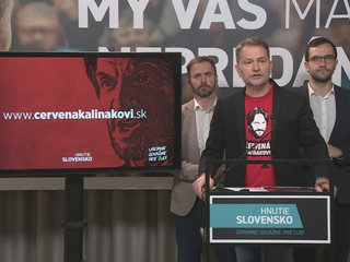 Hnutie Slovensko: Kaliňák zneužil vlastné deti, aby zakryl pravdu o vile