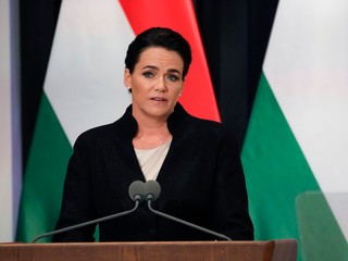Maďarská prezidentka odstúpila. Udelila milosť mužovi, ktorý kryl zneužívanie detí