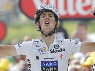 Andy Schleck triumfoval v 8. etape, v žltom tričku Evans