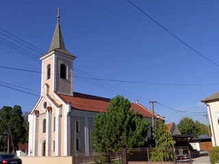 Sčítanie obyvateľov: Na Slovensku je najviac rímskokatolíkov, máme viac žien ako mužov a obyvateľstvo starne