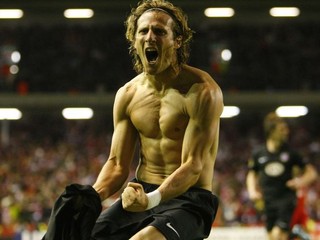 Vo finále futbalovej EL v Hamburgu Atlético Madrid proti Fulhamu