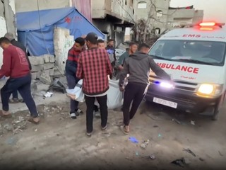 Izrael opäť útočil. V noci zahynulo 71 Palestíncov, väčšinou ženy a deti