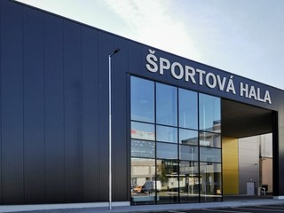 V Bratislave oficiálne otvorili novú športovú halu, sídli v nej Sieň slávy slovenskej hádzanej