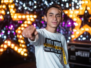 Pamätáte si Alexa z Česko Slovensko má talent, ktorý ohúril zlatom v hrdle? Pozrite, ako VYRÁSTOL!