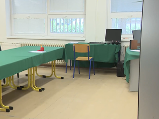 Maturanti si dobrovoľne vyskúšajú elektronickú maturitu zo slovenčiny a maďarčiny