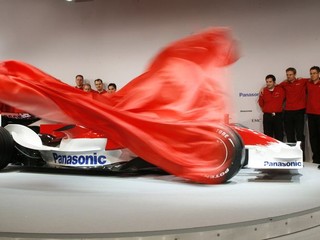 Návrat okruhu Toyoty nevyšiel