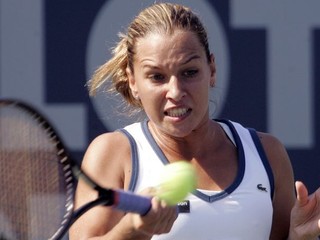 Strihne Dominátorka 13 zápasovú šnúru Wozniackej?