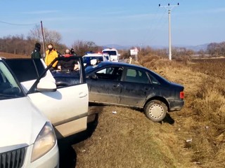 Políciou hľadaný muž sa prezradil pri bežnej prehliadke. Hľadaný sa snažil uniknúť