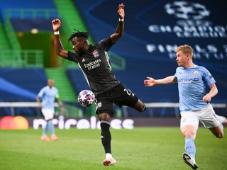 Keď nestačí ani 800 miliónov. Lyon po desiatich rokoch postúpil do semifinále