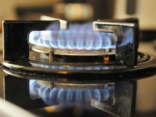 Bude plyn drahší? Slováci si od januára pravdepodobne opäť priplatia