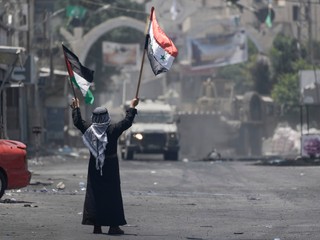 Izrael v napätí: Útočník prechádzal autom po ľuďoch, Palestínci utekajú