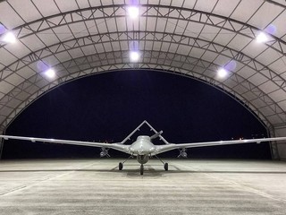 Stoja tanky ešte za niečo? Drony chrániace Ukrajinu môžu poskytnúť odpoveď