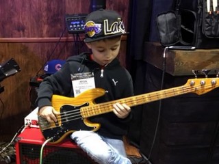 Áron Hodek je späť na Slovensku. V LA ho spoznávali známi hudobníci