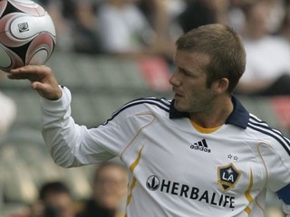 Beckham nebude mať bezsenné noci kvôli neprajníkom a transparentom