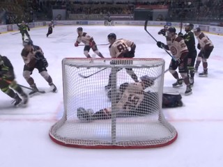 Žilina postúpila do finále, Žiar zdolala 4:2 na zápasy