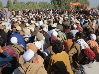 Pakistan a Taliban v otvorenej vojne: Nálety na Kábul a Kandahár stupňujú konflikt