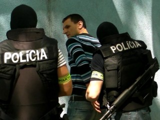 Posun vo vražde Riška a Henriety ani po zmene sudcu nenastal