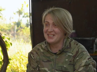 Ukrajinu nebránia iba muži. Matka 3 detí bojuje každý deň v prvých líniách